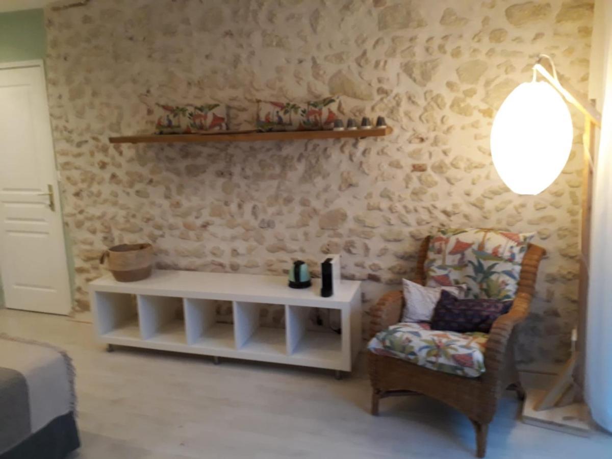 Les 3 Echoppes Bed and Breakfast Charge Buitenkant foto